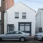 The Mews - Stylish & Central Brighton Townhouse, Up To 6 Guests